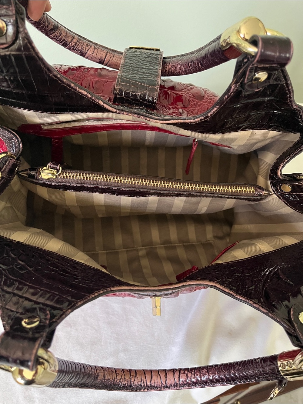 Brahmin red Elisa hobo style large handbag - Picture 7 of 8